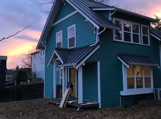 909 N 97th St, Seattle, WA 98103