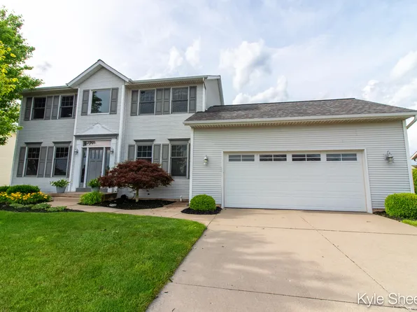 1759 Planters Row Dr SW, Byron Center, MI 49315