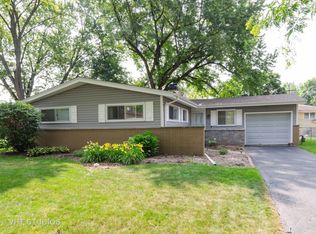 505 S 5th St, West Dundee, IL 60118