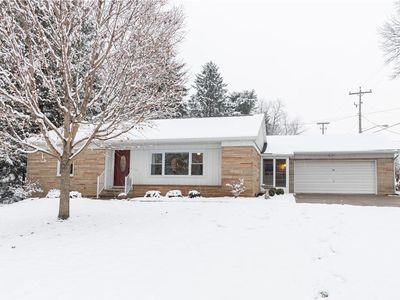 32 Lakeview Dr, Millersburg, OH, 44654
