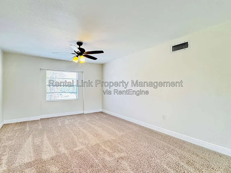 12664 Kenwood Ln #C — Photo 3