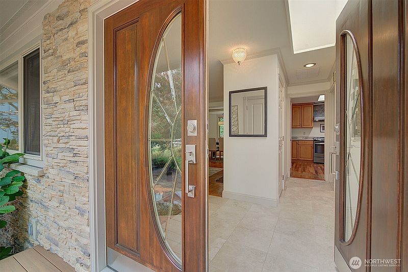 2nd image of 12909 NE 28th Street