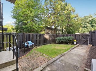 290 Lakemoore Dr NE APT C, Atlanta, GA 30342