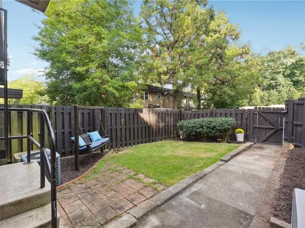 290 Lakemoore Dr NE APT C, Atlanta, GA 30342