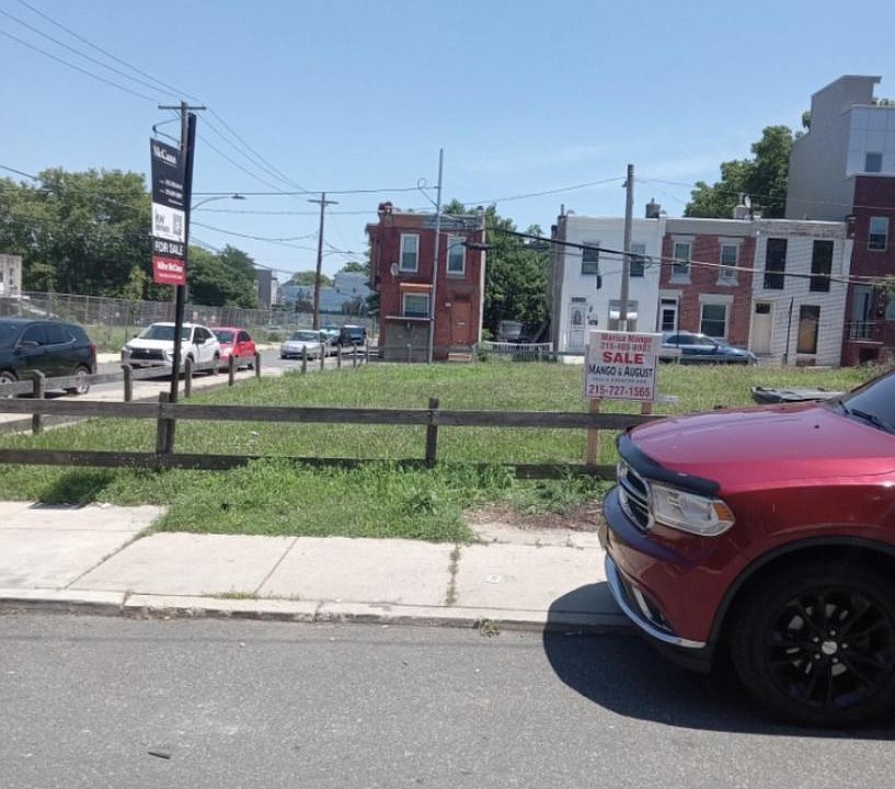 1st image of 1127 Union St