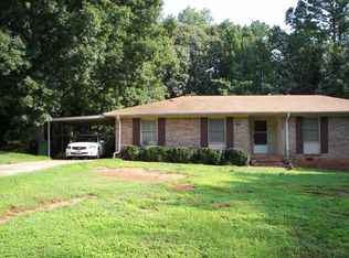 1725 E Mercer Dr, Griffin, GA