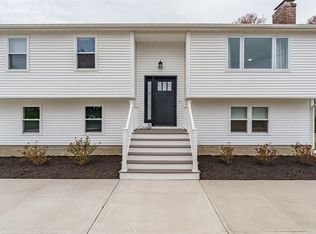76 Squire Dr, West Springfield, MA 01089