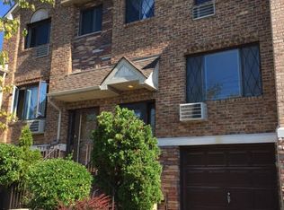 159 Narrows Rd N, Staten Island, NY 10305