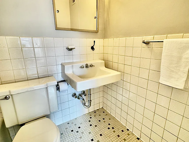 525 E 82nd St #11D — Photo 19