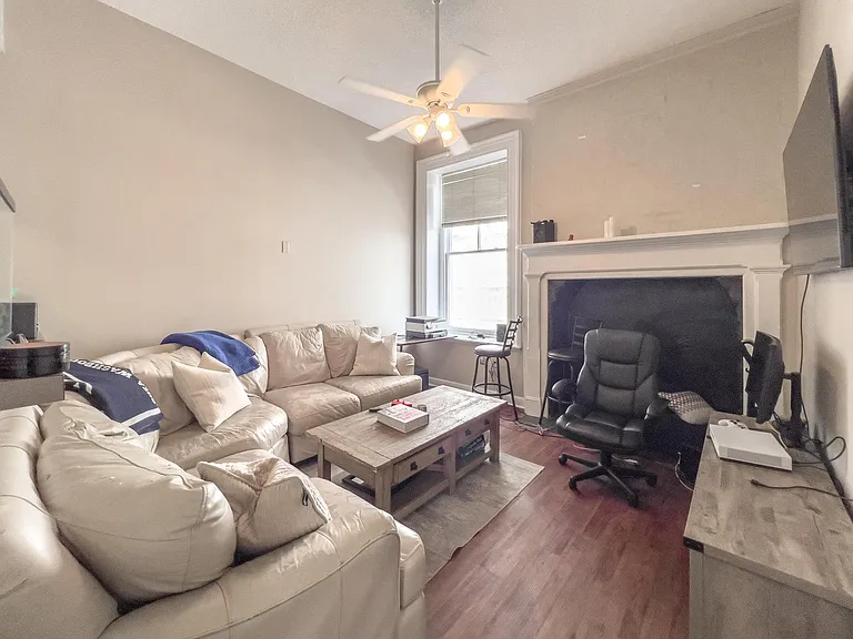 151 Calhoun St #D — Photo 7
