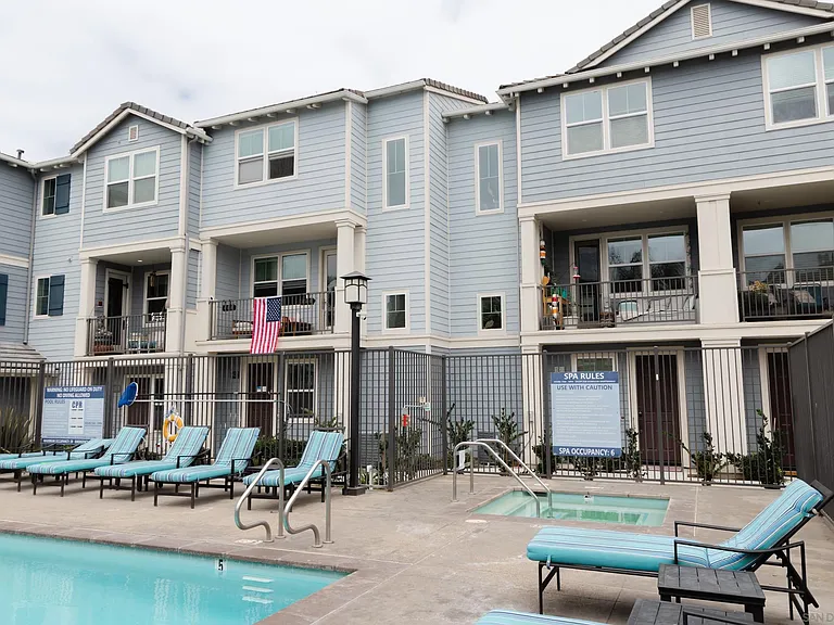 505 Lark Way — Photo 36