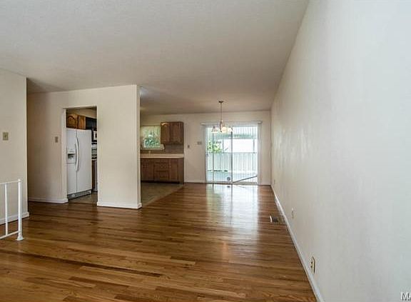3rd image of 11827 Gay Glen Dr