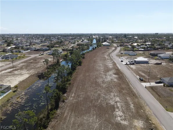 2807 NW 26th Pl, Cape Coral, FL 33993