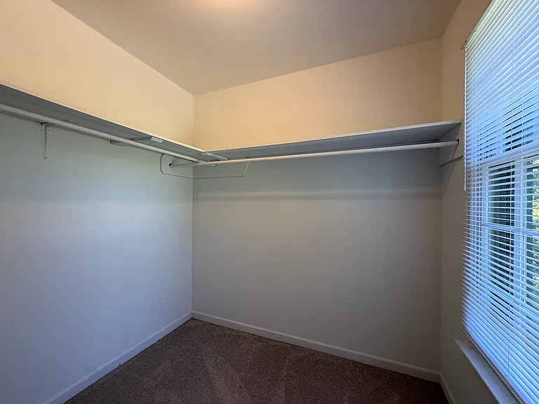 185 Heatherton Way — Photo 16