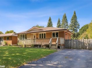 87 Leaside Dr, Saint Catharines, ON L2M 4G7