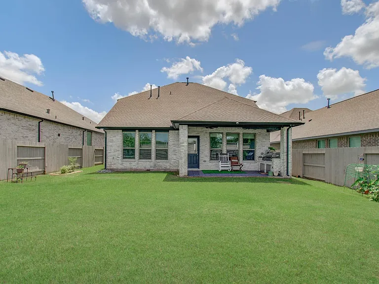 4722 Crest Hill Dr — Photo 44