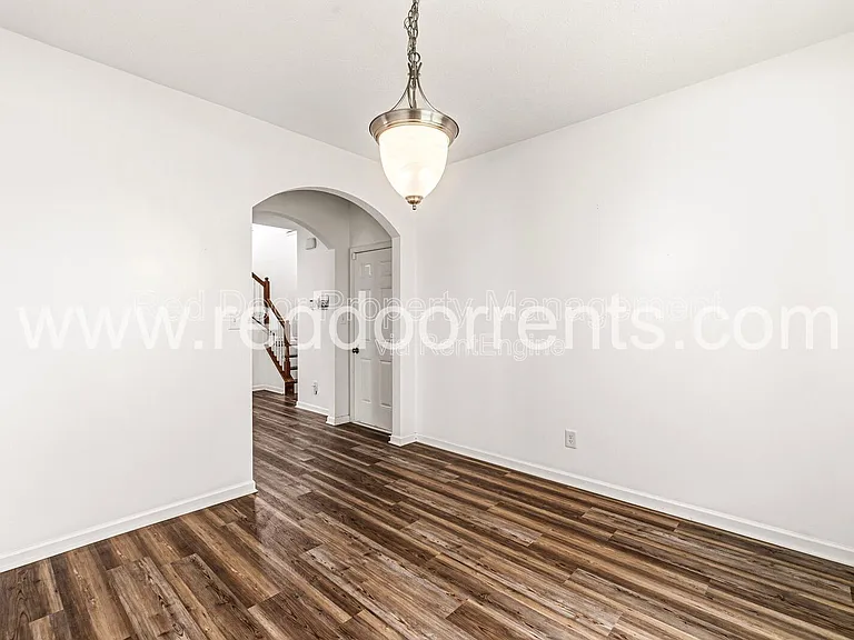10031 Golden Dr — Photo 11