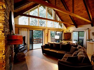 324 Klamath Dr, Lake Arrowhead, CA 92352