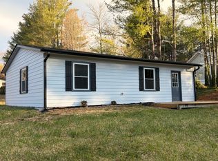 43 E Fox Ridge Dr, Hendersonville, NC 28739