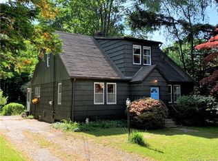 131 Indian River Rd, Orange, CT 06477