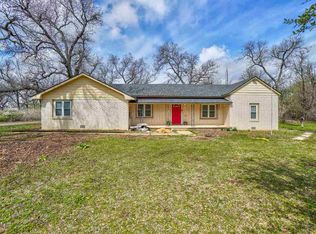22242 NW Holsey Acres Rd, Indiahoma, OK 73552