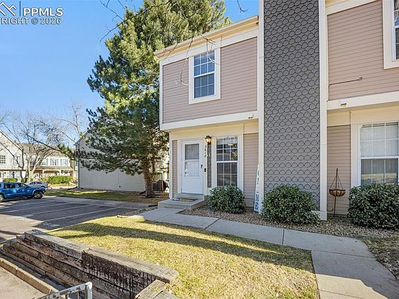 2nd image of 3618 Queen Anne Way