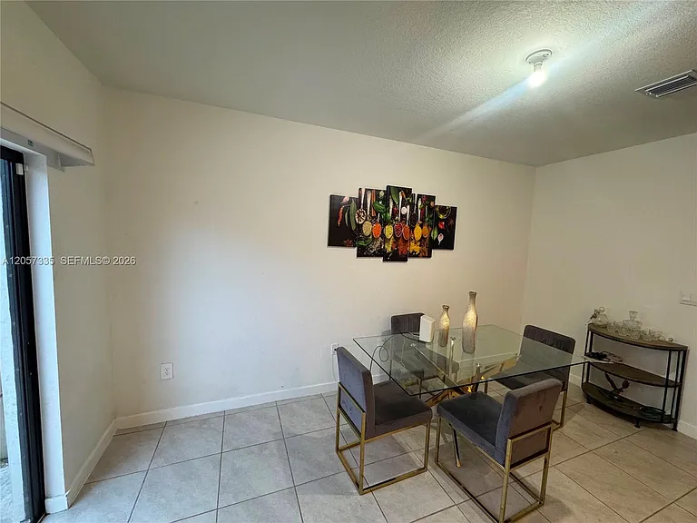 270 NE 12th St #270 — Photo 12