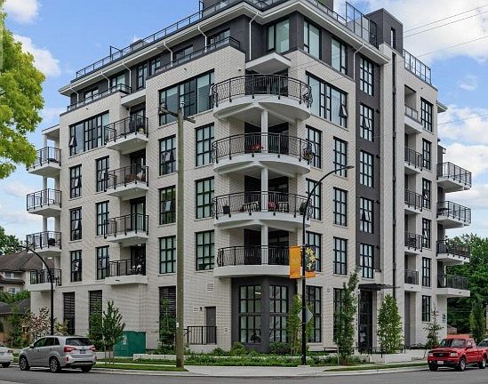 2nd image of 2446 Shaughnessy St #601