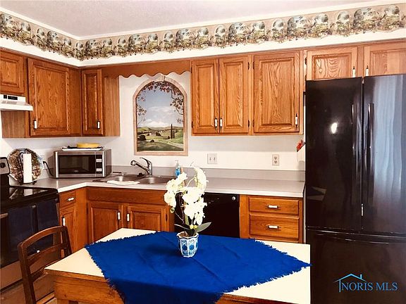 3rd image of 6955 Dorr St Suite 82