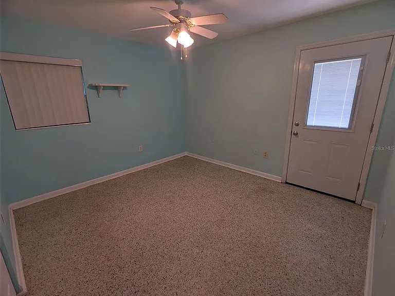 1521 Normandy Way — Photo 29