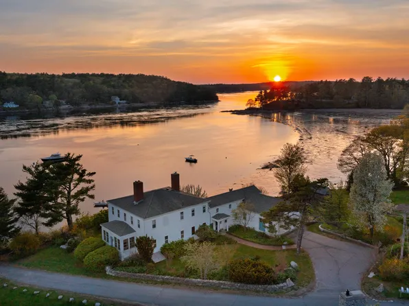 2 Old Stage Road, Woolwich, ME 04579