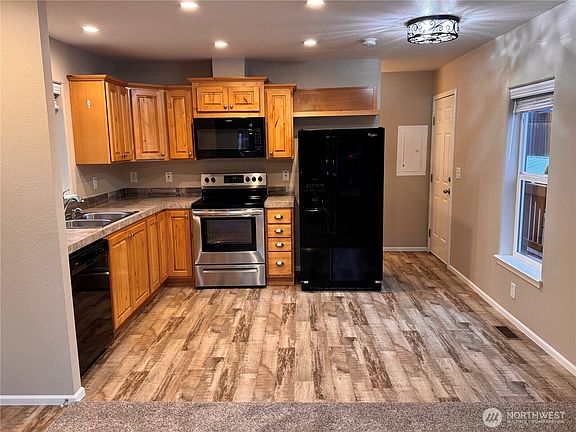 5th image of 23708 Locust Way #1