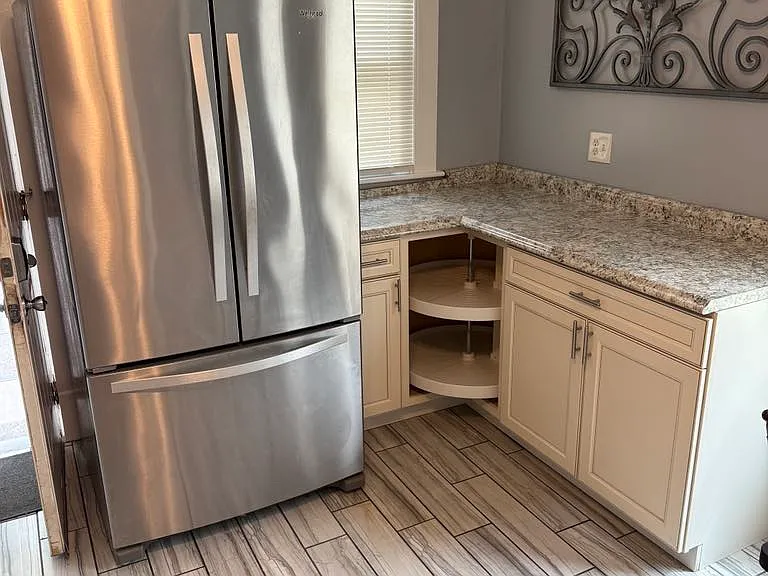 219 Stanley St #1 — Photo 2