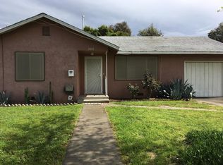 1407 N Brown St, Hanford, CA 93230