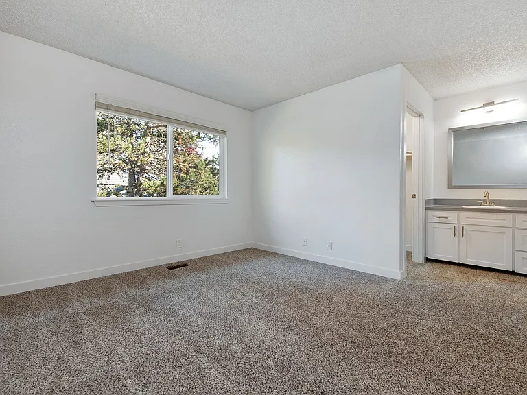 LSLV Lakeshore Lakeview — Photo 47
