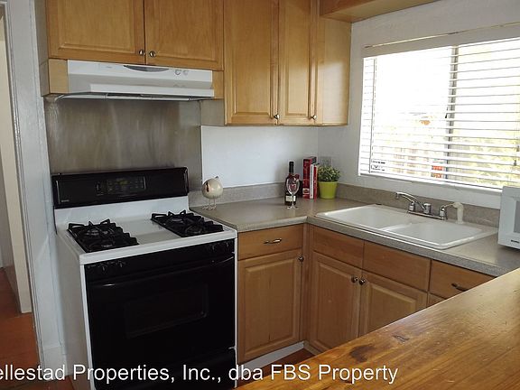 3rd image of 3629 Boundary St