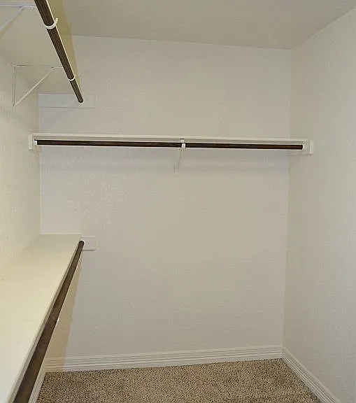 7609 Zircon Dr — Photo 25