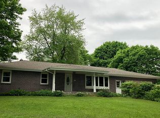 386 W Oregon Trail Rd, Oregon, IL 61061