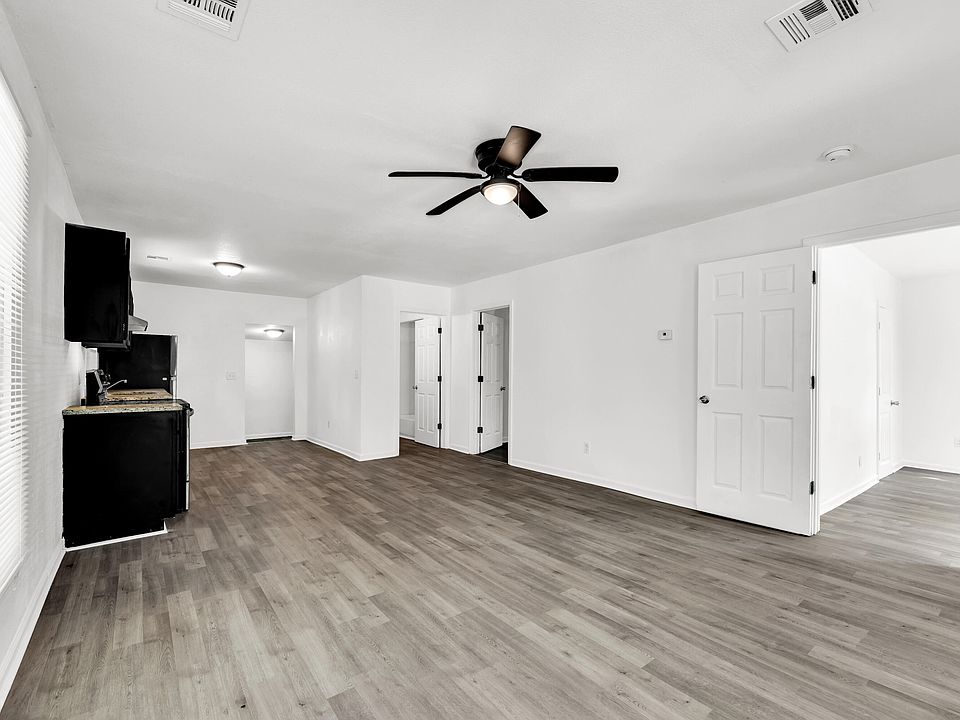 4th image of 827 E Garfield Street