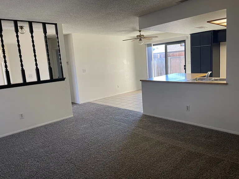 20292 Thunderbird Rd — Photo 11