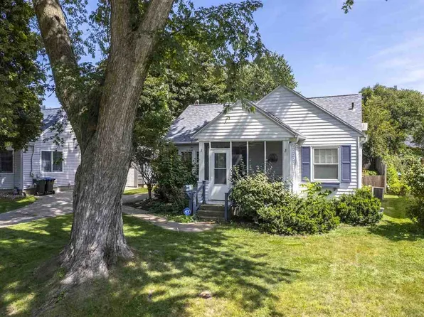 318 Fairview Ave, Iowa City, IA 52245