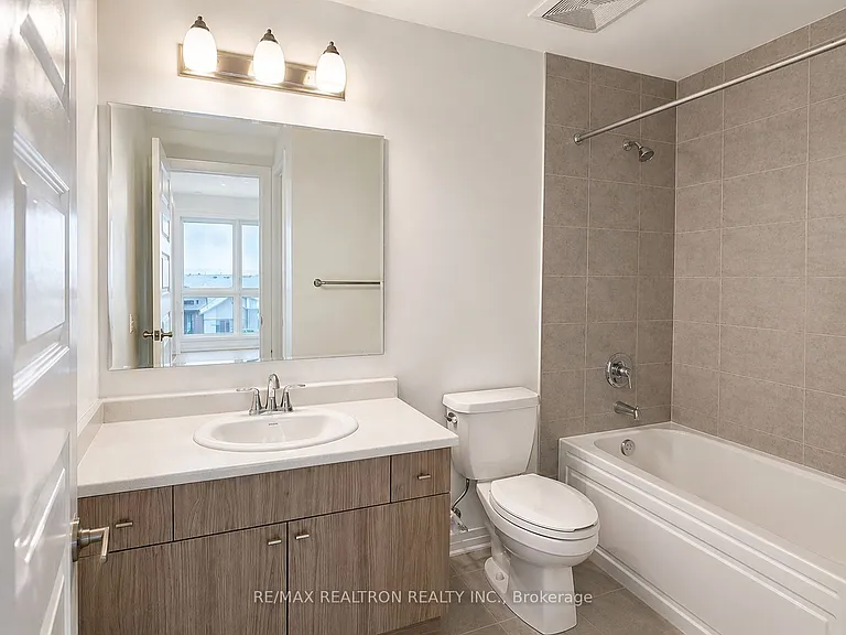 470 Gordon Krantz Ave #401 — Photo 5