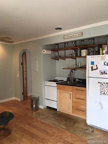 1st image of 68099 Au St #5