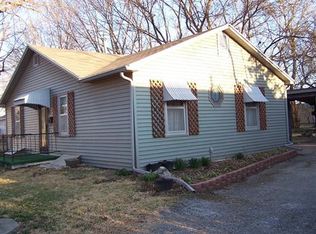 311 W Hickory St, Nevada, MO 64772