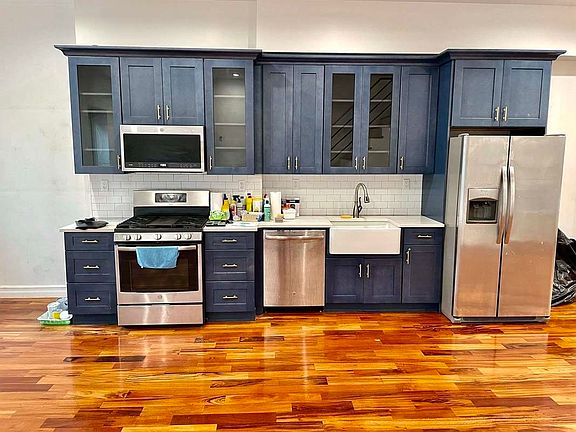 4th image of 510 Lafayette Ave #4C