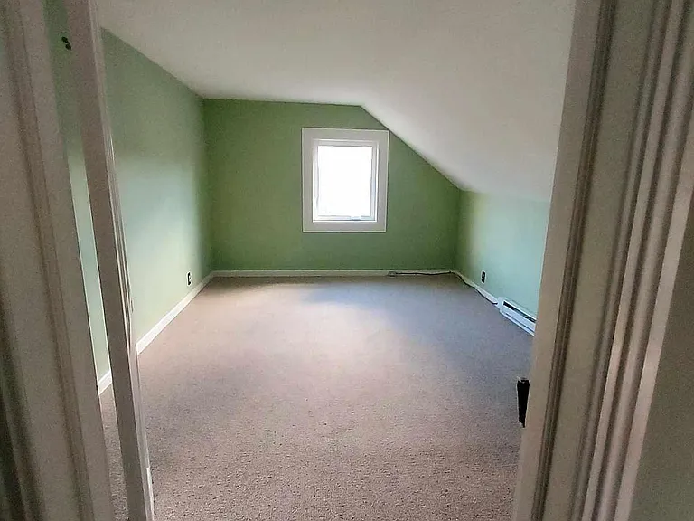 3rd floor bedroom