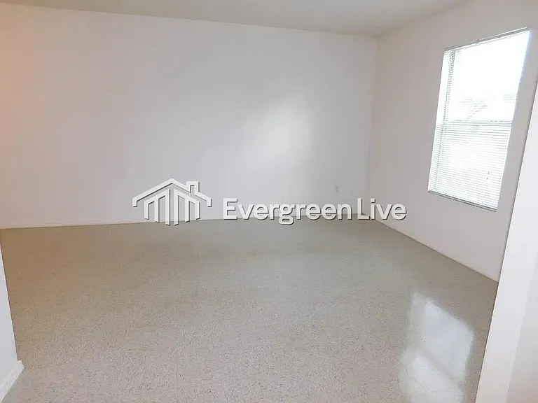 55 Callan Ct — Photo 10