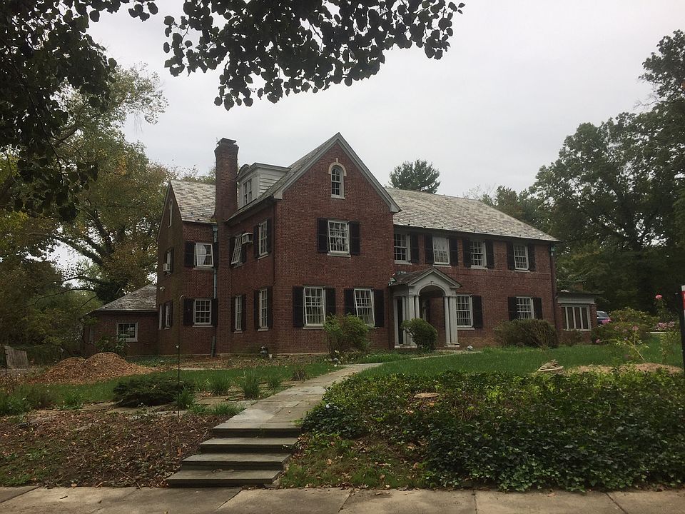 1st image of 1100 Brandon Ln
