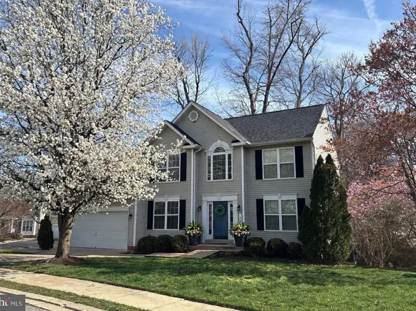 22 Pocahontas Ct, La Plata, MD 20646