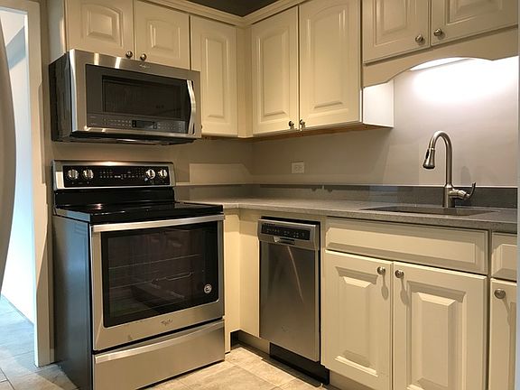 5th image of 1255 N Sandburg Ter Unit 710E